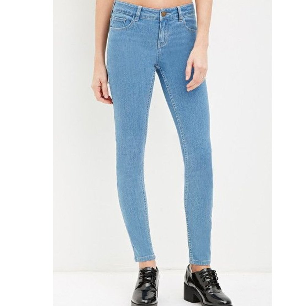 Forever 21 Skinny Jeans 🚗